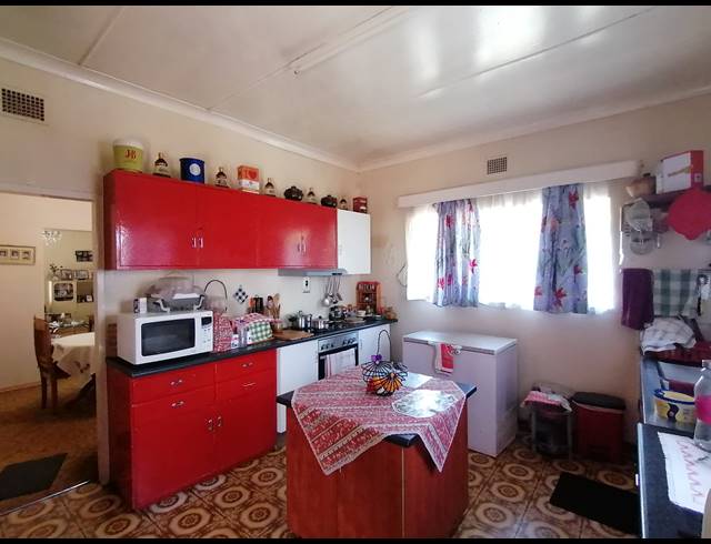 3 BEDROOM FREESTANDING SOLD IN IRENE PARK